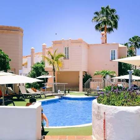 Playa Fanabe 1 Bedroom Apartment *